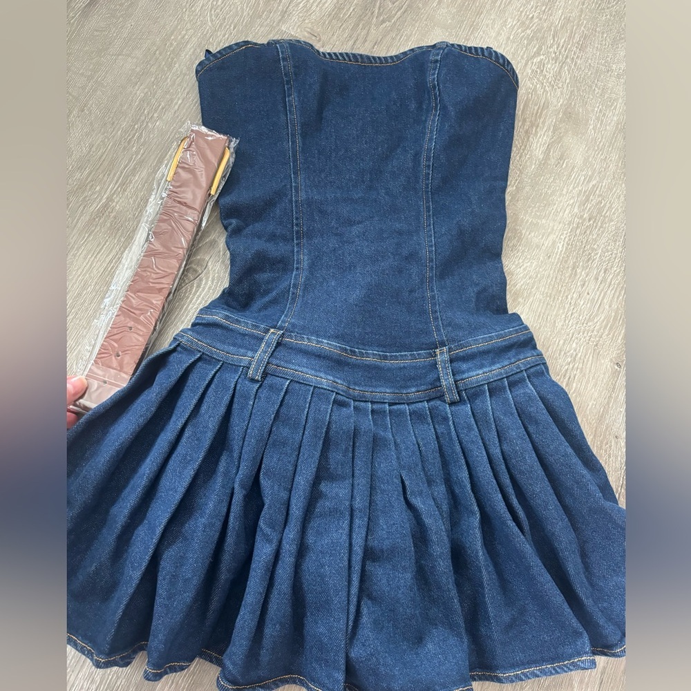 NWT Windsor Flirt Factor Belted Denim Dress - Picture 5 of 8
